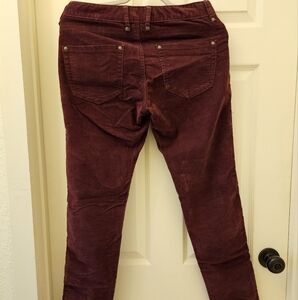 Athleta, 6, Maroon Corduroy Skinny Pants